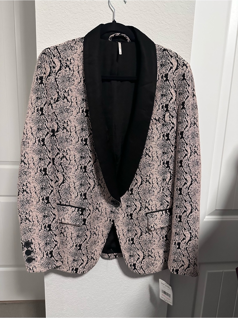 Free People Textured Jacquard Blazer – Black Combo – NWT – Size M